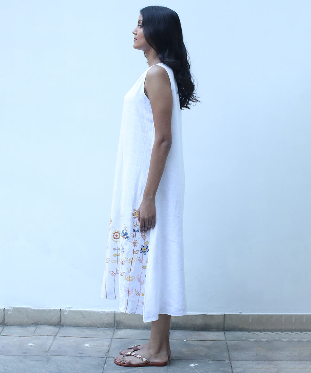 White embroidered dress in pure linen