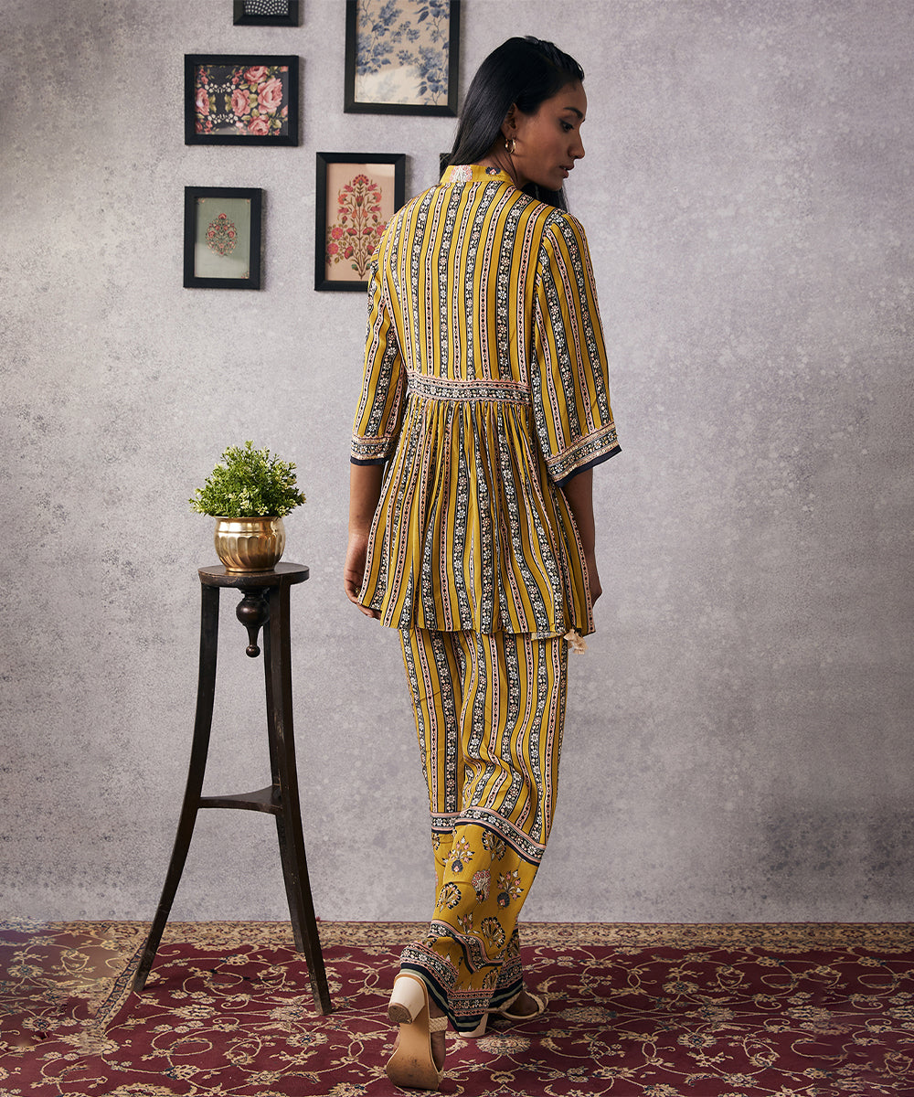 Sarouk embroidered kurta set