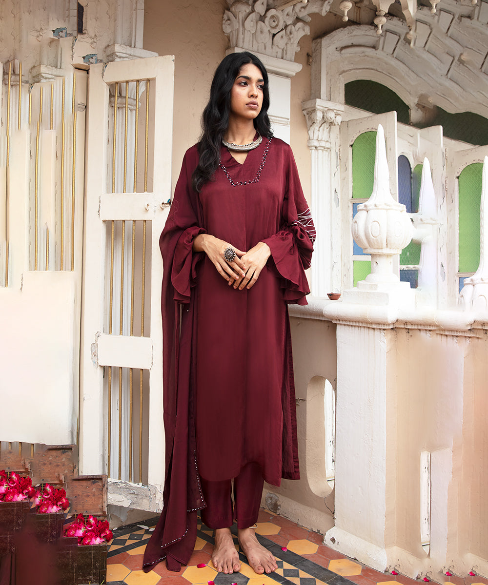 Kurta Pants & Dupatta Set