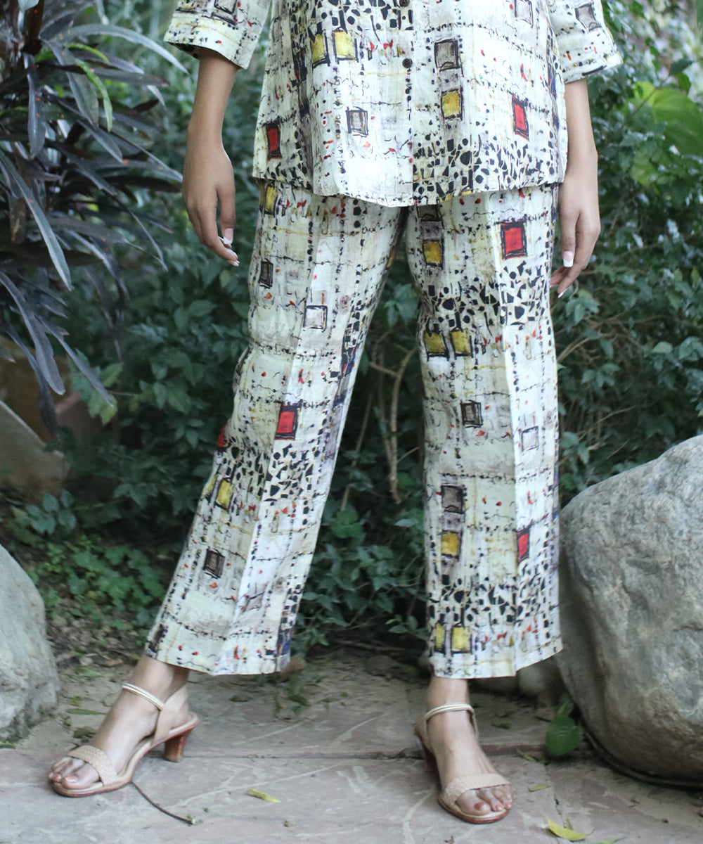 Digital print pants in pure linen