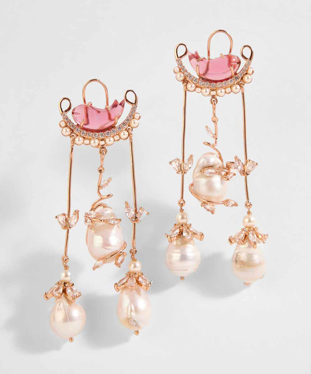 Le Cleo Dewdrop Earrings in Vintage Rose