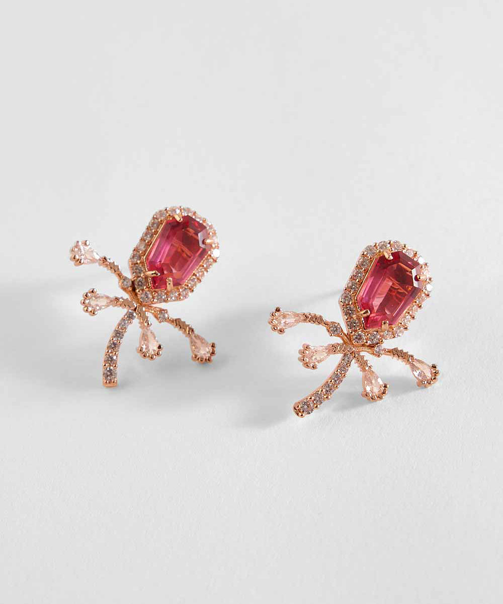 The Faena Mini Stud Earrings in Vintage Rose