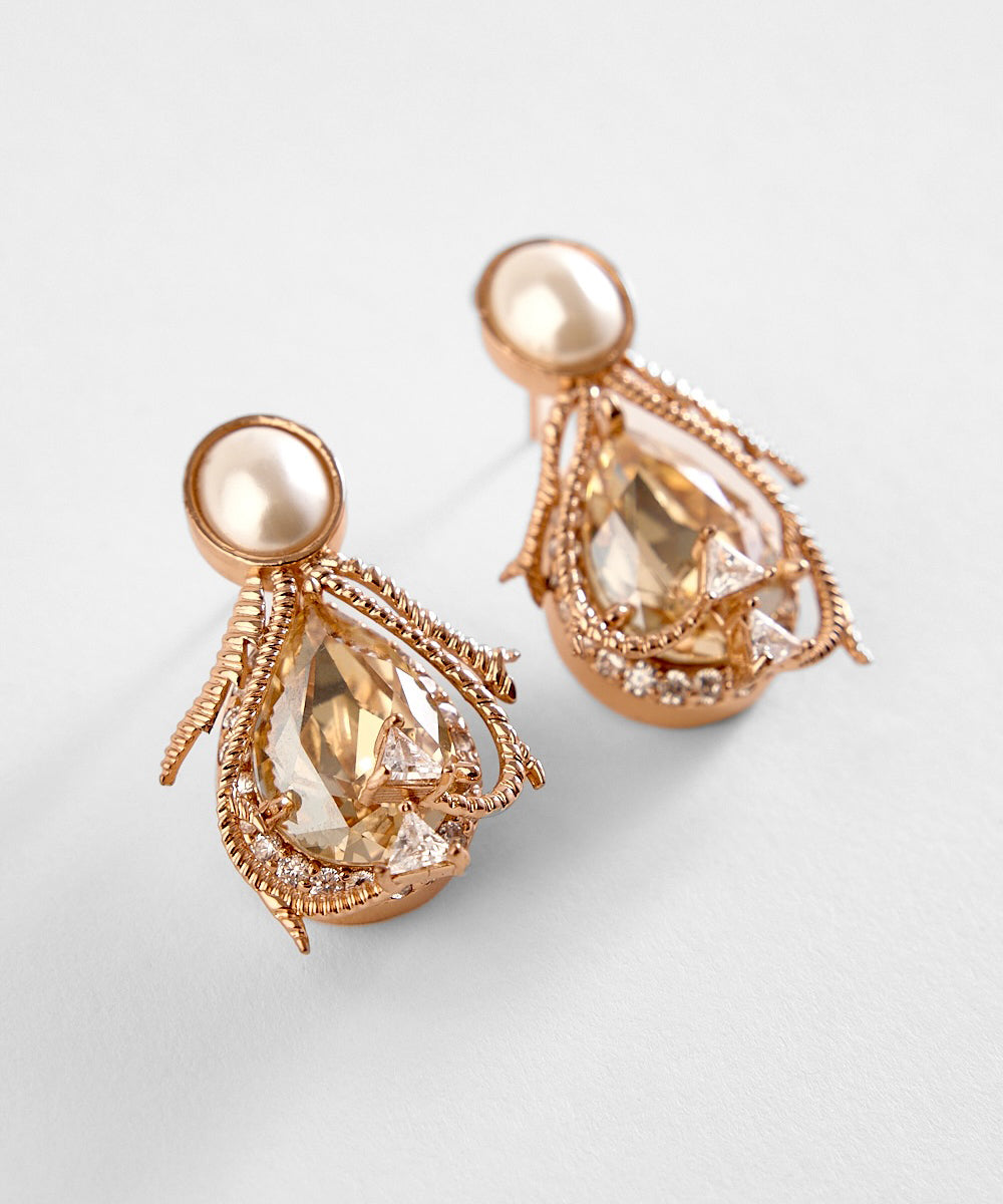 The Paloma Pearl Stud Earrings